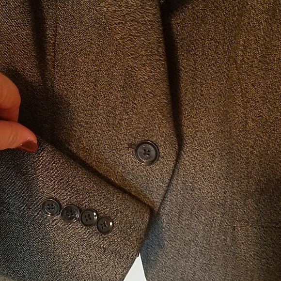 Blazer - Picture 3 of 4